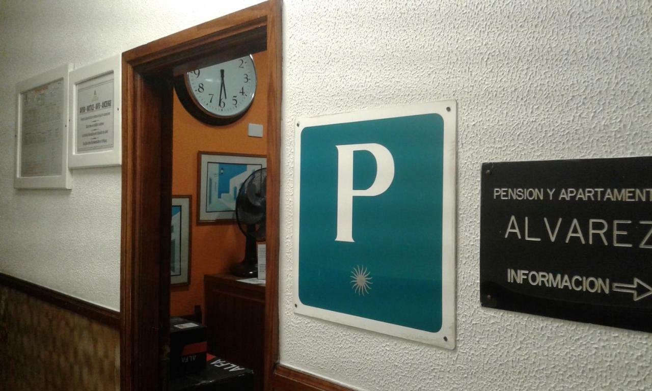 Pension Alvarez El Tablero  Exterior foto